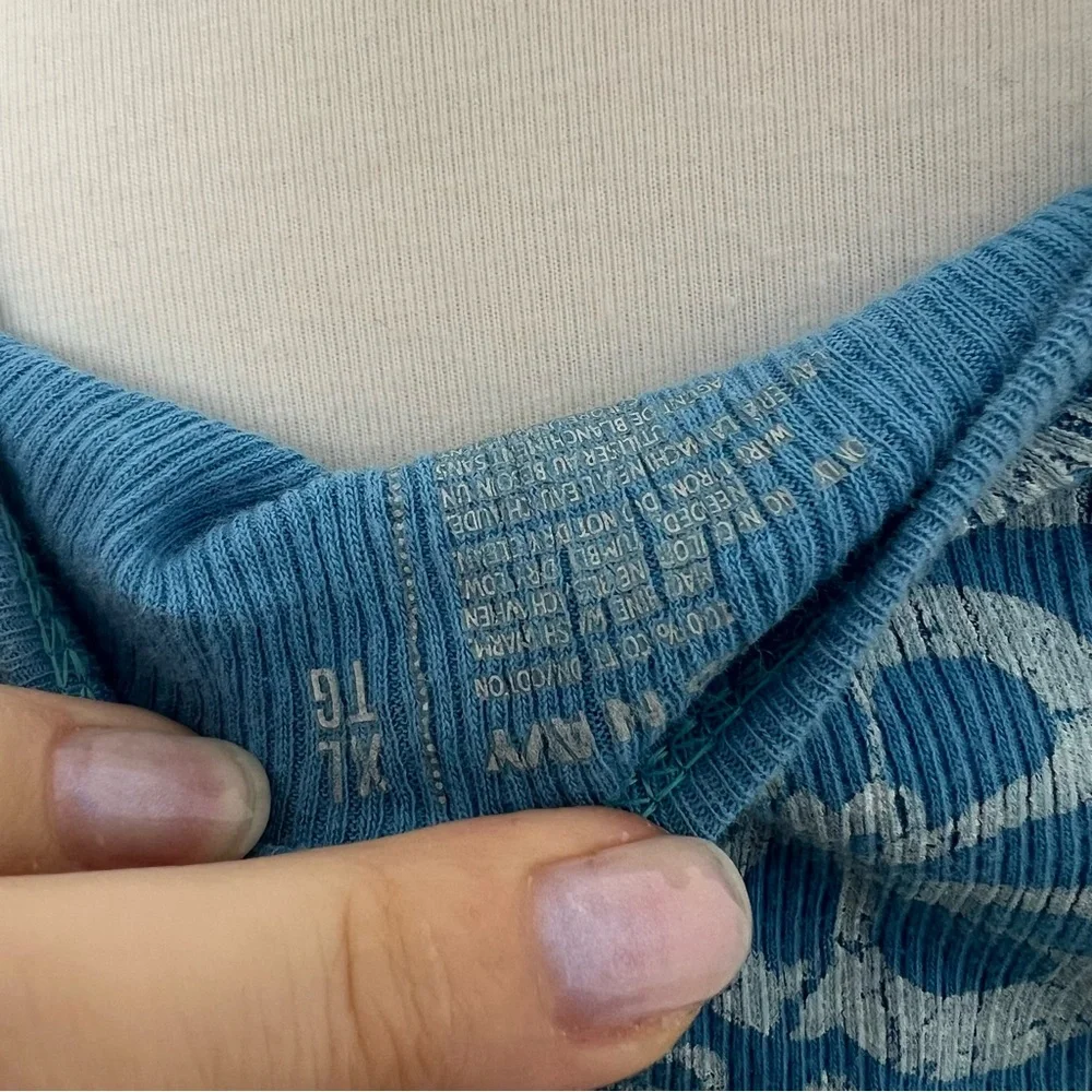 Y2K Blue Floral Tank Top Baby Tee Style White Flower Graphic Camisole XL - Picture 6 of 6